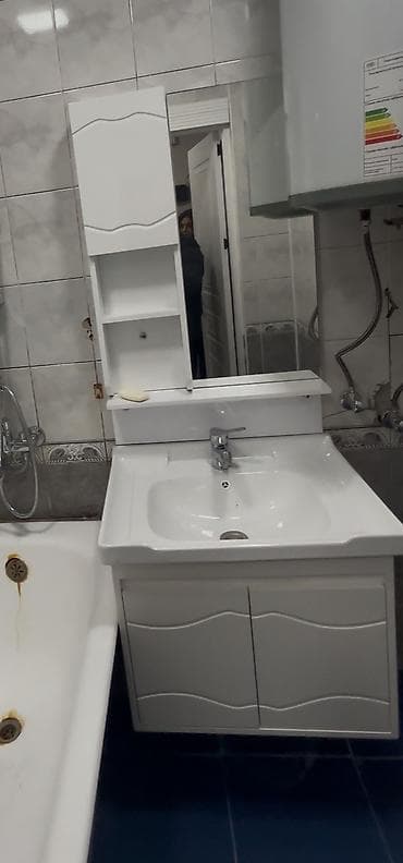 Döşəmə: Moydadır.Az İşlənmiş yeni moydadır.Əla vəziyyətdədir.Zəng et — 3