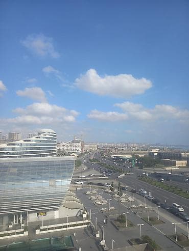 razin kiraye: Xətai metrosunun yaxınlığındakı biznes mərkəzində ofis icarəyə — 4