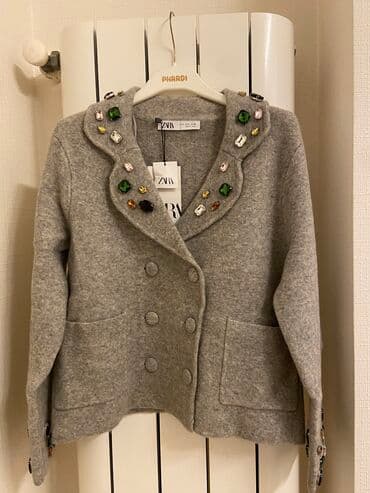 Новый костюм от ZARA
Покупали в Германии за 140 евро
С этикеткой