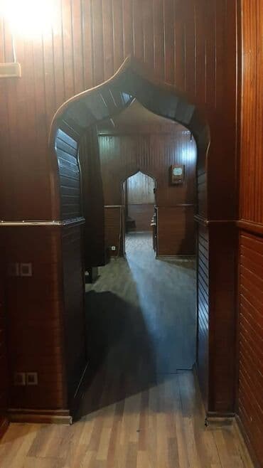 qarayev obyekt: Nərimanov rayonu, Nərimanovda saatın yaxınlığında ümumi sahəsi 250 — 2