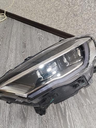 VGV U75 PLUS üçün ön fara, şüşəsi və korpusunda qırıqları var, fara — 2