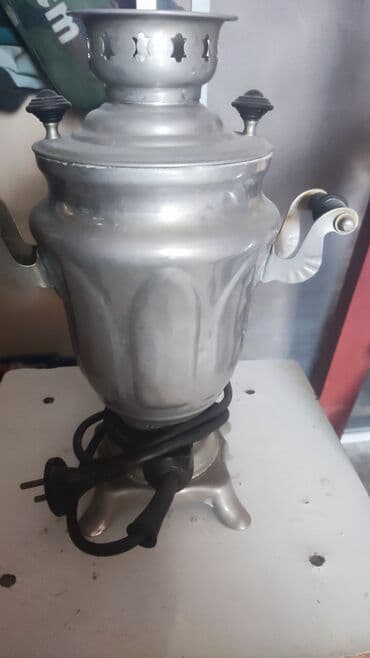 xiaomi mi 8 lite бу: Elektrik samovarı işləkdir,sadəcə üzərinin dəm çayniki yoxdur — 6