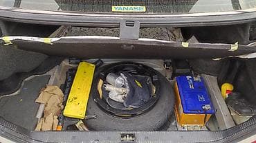 Avtomobil alışı: Mercedes-Benz C 240: 2.4 l | 1998 il Sedan — 6