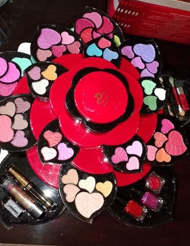 увлажняющий кондиционер для волос: Göz bazası, Yeni, Ünvandan götürmə — 1