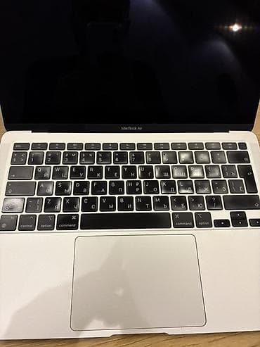 hard disk ssd: İşlənmiş Apple MacBook, 13.3 ", Apple M1, 256 GB — 3