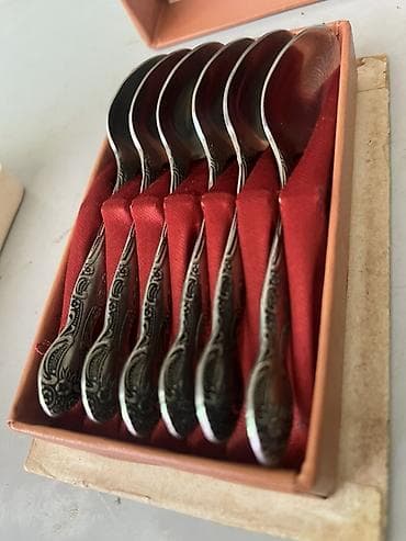 qab qasiq: Klassik naxışlı çay qaşıqları dəsti - Sayı: 6 ədəd - Material — 1