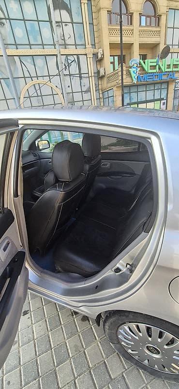 kia rio stopu: Kia Picanto: 1.1 l | 2004 il Hetçbek — 9