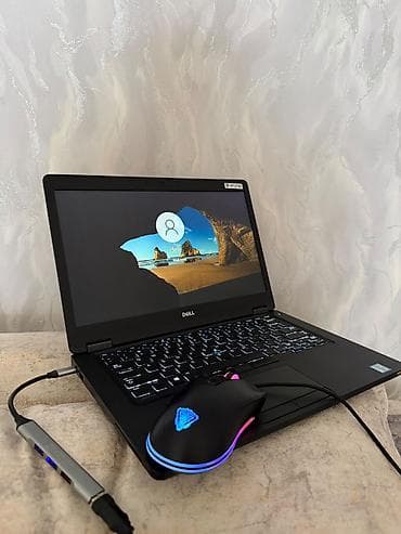 computer monitor: Dell Latitude noutbuk + RGB simli siçan + USB-C hub Texniki — 2