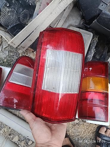 alman motor yağları: Opel üçün arxa stoplar hər biri 25 azn — 4