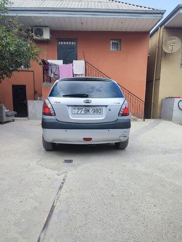 lada kalina 2011: Kia Rio hatchback elimyandi 8200 son - Korpus: 5 qapılı hatchback — 1