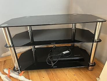 goran mebel: Künc Tv altlığı, Polkalı, Şüşəli — 1