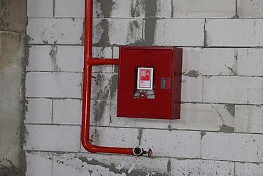 Kommersiya daşınmaz əmlakının satışı: Şəhərin Strateji məkanında yerləşən anbarımızı icarəyə götürən yeni — 6