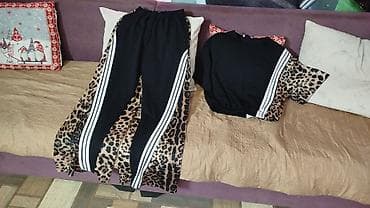 adidas dest: İdman dəsti – qadın üçün iki hissəli - Üst: qısa qara t‑şört, bir qol — 1