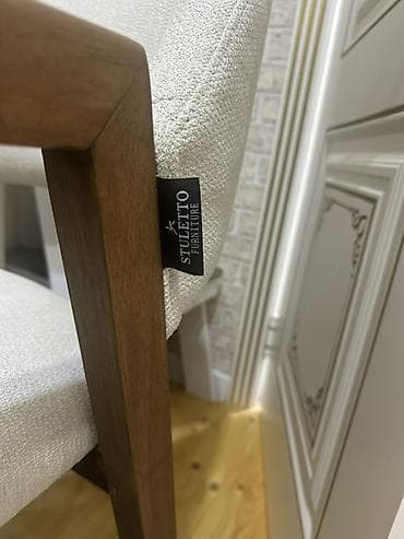 balkon stul: Stulleto Furniture kürsüsü - Material: tünd qəhvəyi massiv ağac — 2