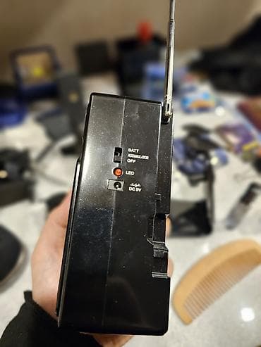 Mikrofonlar: Yeni Maqnitofon Ünvandan götürmə — 4