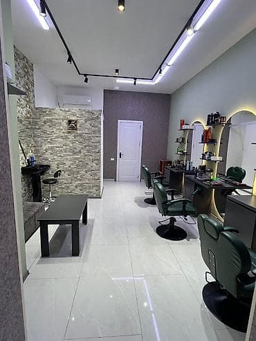 Təhsil, elm: Barberia kişi salonu – Nərimanov m/st yaxınlığı Xidmət: Peşəkar kişi — 9
