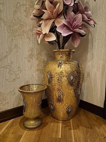 Ev saatları: Vaza dəsti — 2