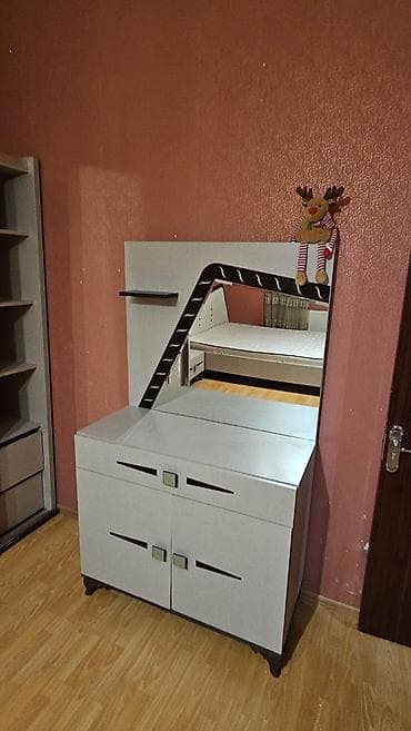 çarpayı işlənmiş: Yataq otağı mebel dəsti - Dəst tərkibi: - İki nəfərlik çarpayı — 3