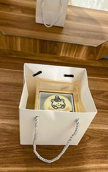 ağlar: “Happy Birthday” Doğum Günü Üçün Hədiyyə Qutu Seti. Şamlı Çevrilən- — 4
