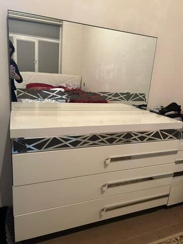 Boyunbağılar: 2 təknəfərlik çarpayı, Dolab, Türkiyə, İşlənmiş — 1