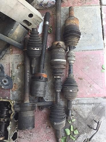 Nissan teana j31 oynaqlı birləşmə başqa ehtyat hissələridə var