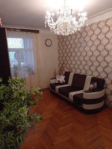 1 otaqlı kohnə tikili: Bakı, 2 otaqlı, Köhnə tikili, m. Həzi Aslanov, 63 kv. m — 1