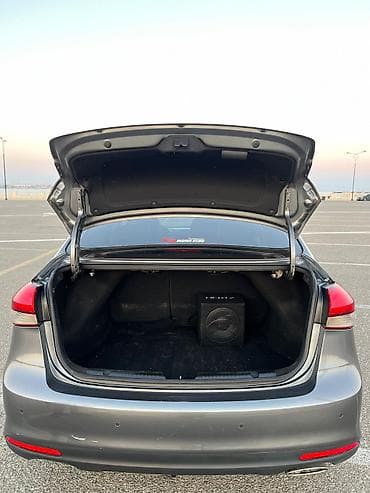 kia satisi: Kia Cerato (Forte) sedan – şəhər və magistral üçün komfortlu və — 8