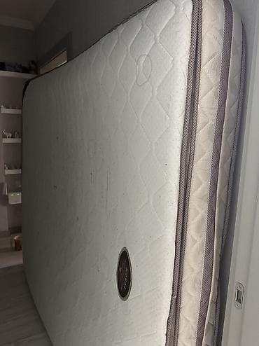 Matras satılır təcili ölçü 180/200 ikiüzlüdü röyal matrasdan alınıb