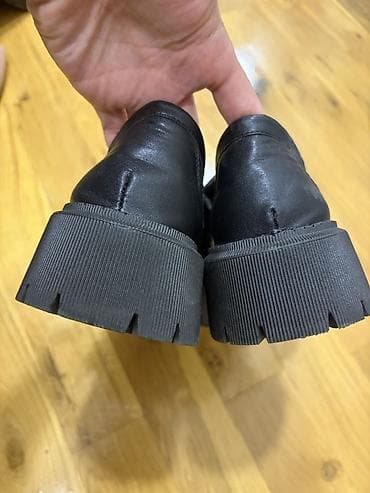 Женская обувь: Qara loafer ayaqqabı - Stil: Klasik penny loafer dizaynı, üst hissədə — 3
