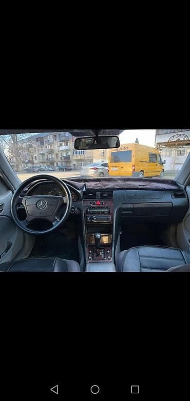 radiator aliram: Mercedes-Benz C-Class: 2 l | 1999 il Sedan — 5