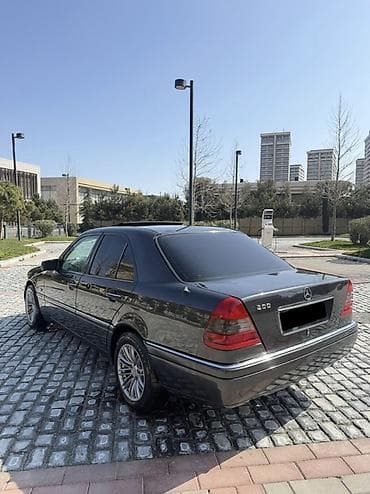 ford transit 1994: Mercedes-Benz C-Class: 2 l | 1995 il Sedan — 7
