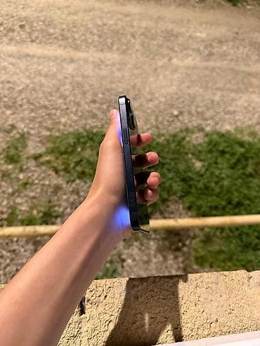 iphone adaptor: IPhone 14, Midnight, Face ID — 1