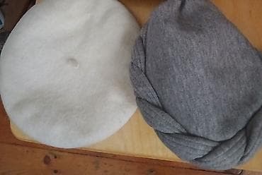 siniy traktor oyuncaq: 4-ü,birlikdə. 
- — 2