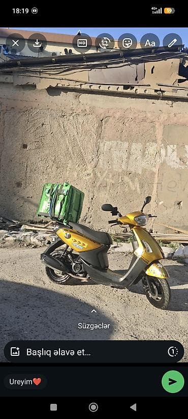 Qızılı rəngli /moped sənədi yoxdu tecılı satılır real alıcı olsa əlaqə
