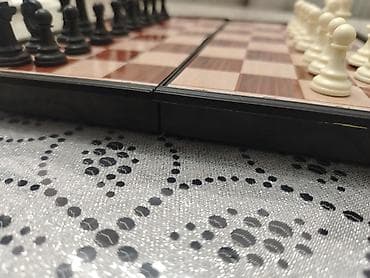 oyun alanı: Portativ şahmat dəsti Şahmat satılır qatlana bilir 23x23sm di — 6