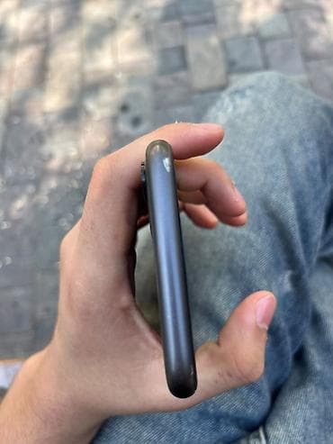 iphon 5: IPhone 11, Qara, Face ID — 6