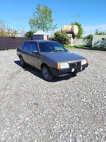 mercedes 180 c 1994: Lada 21099 sedan - Kuzov: 4 qapılı sedan, tünd bürünc rəng - — 1