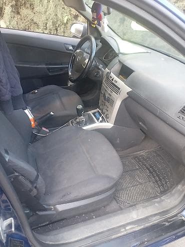 r14 teker satilir: Opel Astra H hatchback – mavi rəng, 5 qapı. Salam mawin ekonom mawindi — 10