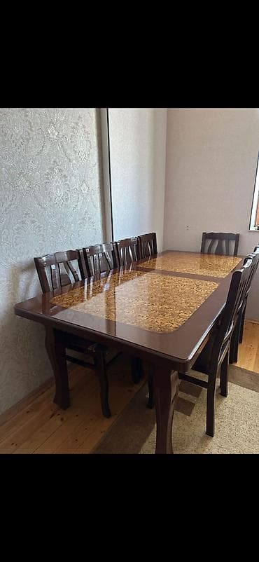 Ev və bağ: Qonaq otağı üçün, İşlənmiş, Kvadrat masa, 8 stul — 1