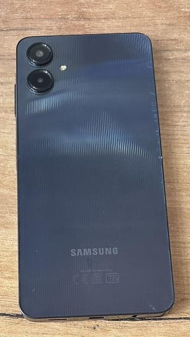 huawei internet modem: Samsung Galaxy A06, 128 GB, rəng - Qara, İki sim kartlı — 2