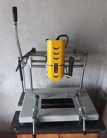 Dekorativ divar panelləri: PVC pəncərə istehsalı üçün avadanlıqlar 1) LANKANG 45°/90° künc — 2