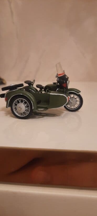 1 43 modelka: 2024 il, 1:43, Dəmir — 4