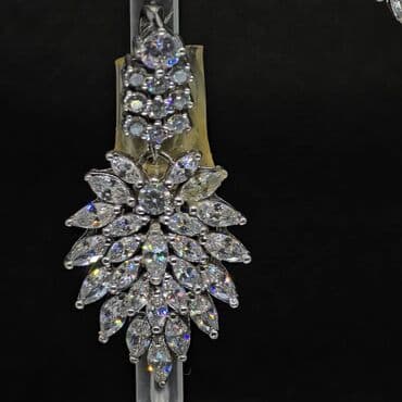 zümrüd qaşlı üzüklər: Dəstə daxildir: Sep, Kulon, Boyunbağı, Gümüş, 925 Əyar — 3