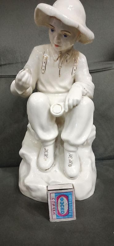 sovet saatı: Məhsul: Sovet dövrü masa saatı – “Свердловск” (Ural zavodu) mexaniki — 8