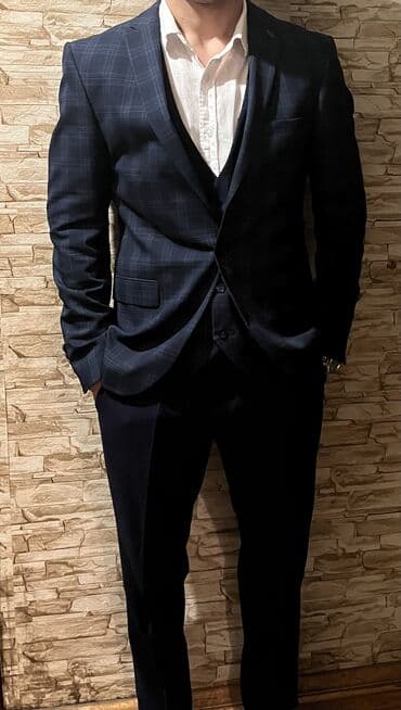 buraxilis geyimleri: Gianni Rivera kişi kostyumu – 2 hissə razimer 48 - Rəng: tünd göy — 4