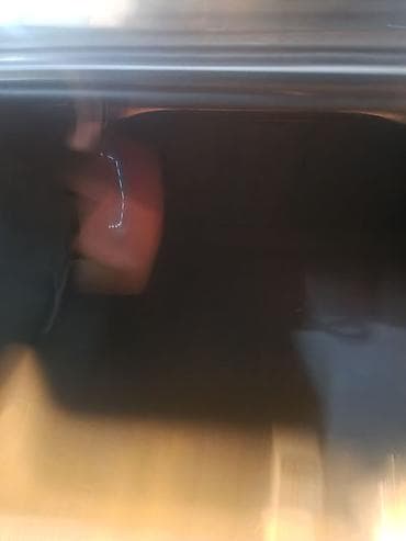 Volkswagen: Volkswagen Passat (ss) sedan – ağ rəng Xüsusiyyətlər: - Kuzov: sedan — 1