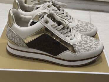 Toy paltarları və aksesuarları: Ölçü: 38, Yeni — 3