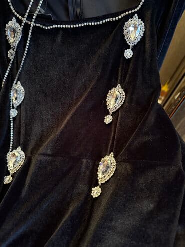 hind paltari: Ziyafet paltari — 1