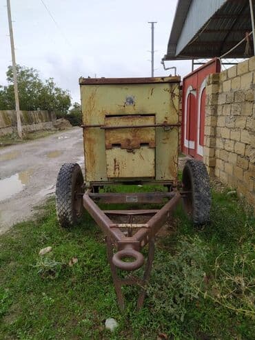 Akilmiyatoru yoxdu, kolsa klavisder yigilmalidi.Əlaqə