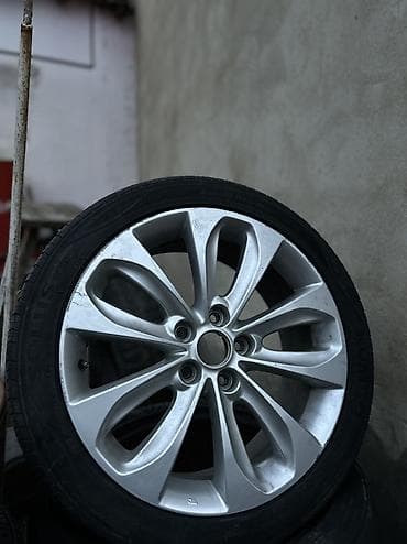 İşlənmiş Disk təkər Hyundai 225 / 45 / R 18, 5 Boltlu